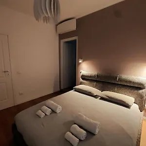 Bed & Breakfast In Milan